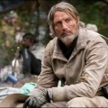 Mads Mikkelsen face  Harrison Ford dans Indiana Jones 5
